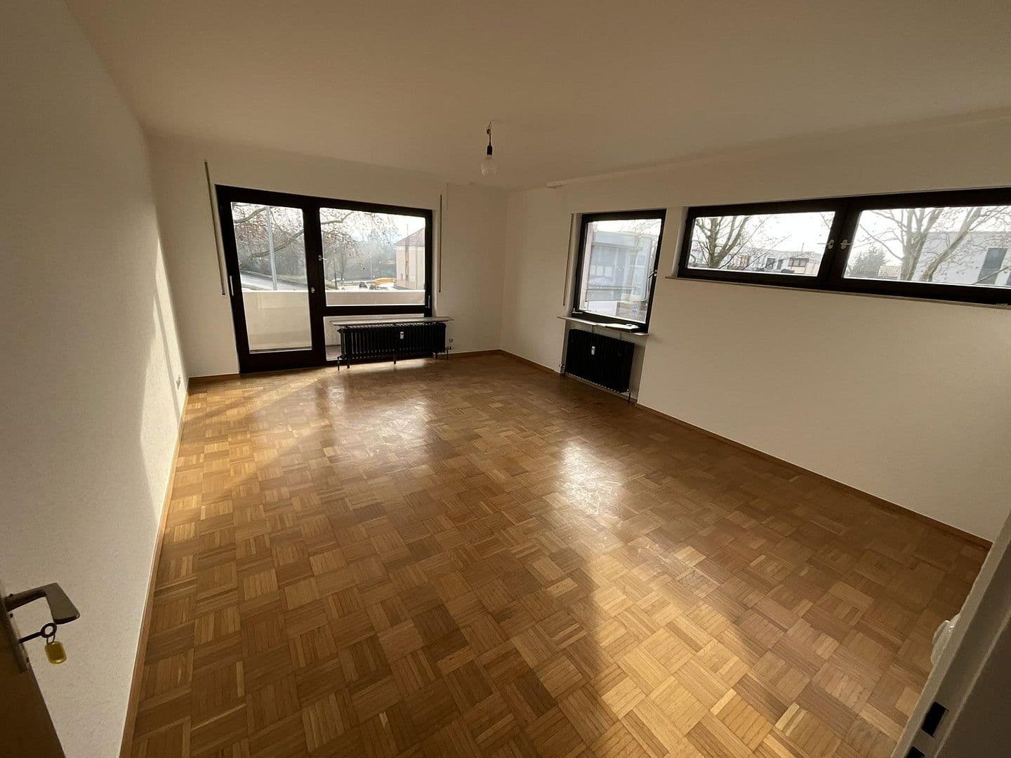 Prenájom bytu 2-izbový 64 m², Heilbronn, Bádensko-Wurttembersko Prenájom bytu 2-izbový 64 m², Heilbronn, Bádensko-Wurttembersko