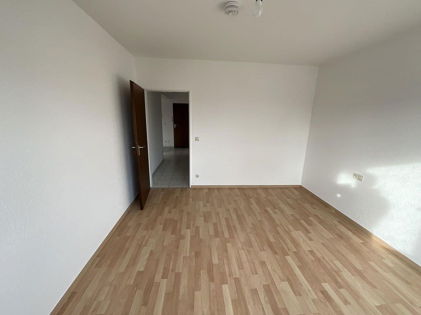 Prenájom bytu 2-izbový 64 m², Heilbronn, Bádensko-Wurttembersko Prenájom bytu 2-izbový 64 m², Heilbronn, Bádensko-Wurttembersko