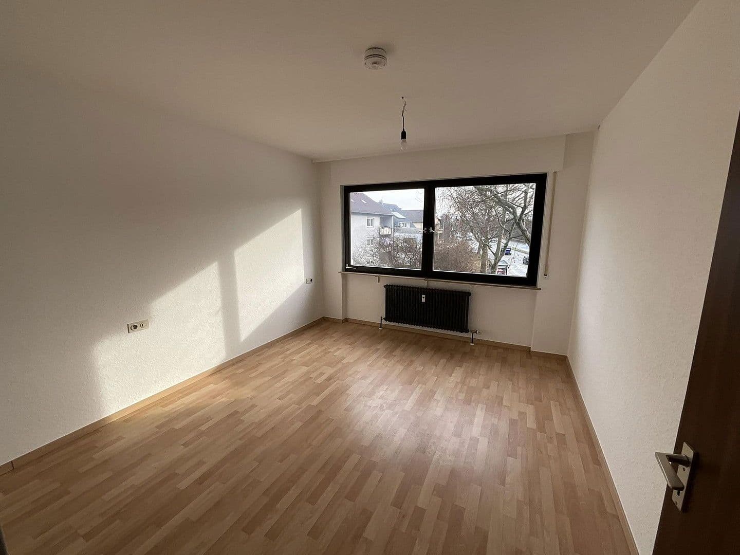 Prenájom bytu 2-izbový 64 m², Heilbronn, Bádensko-Wurttembersko Prenájom bytu 2-izbový 64 m², Heilbronn, Bádensko-Wurttembersko