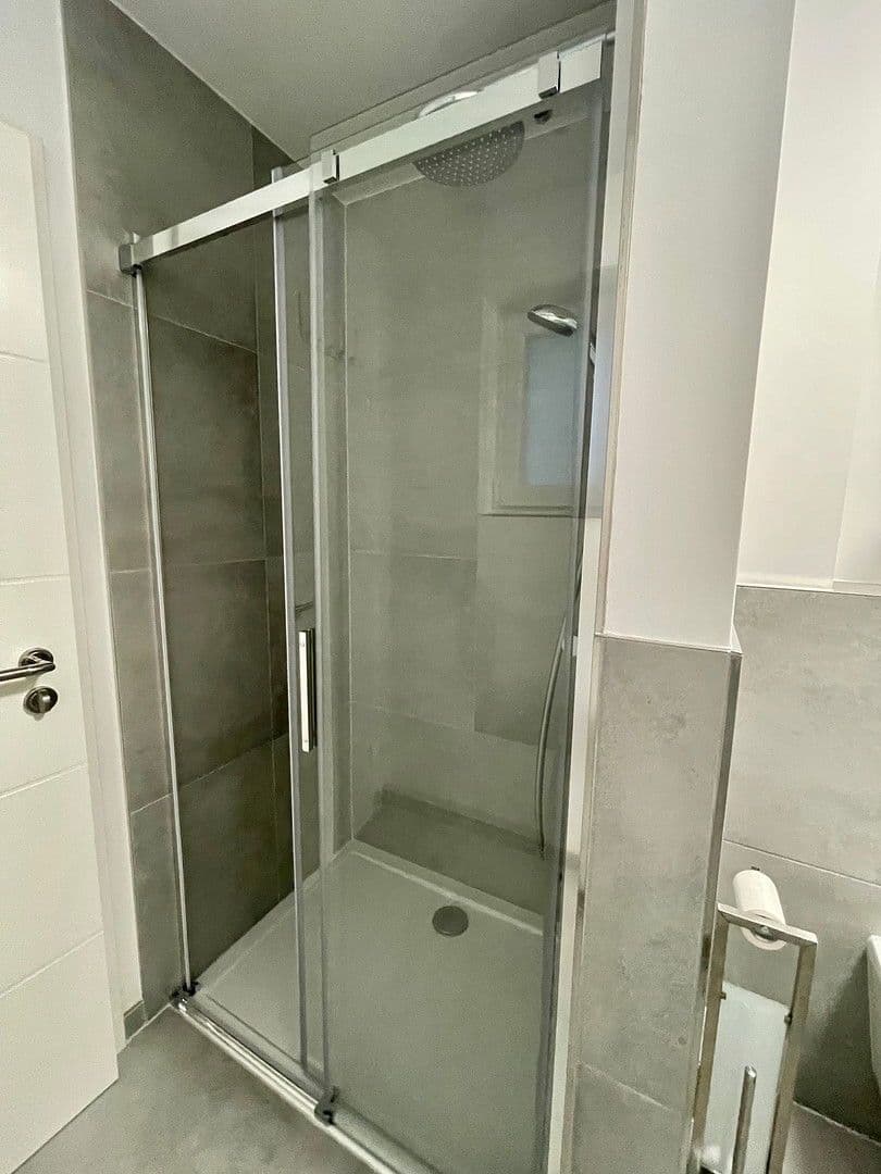 Prenájom bytu 5-izbový 132 m², Am Wiesengrunde 1a, Norderstedt, Šlezvicko-Holštajnsko Prenájom bytu 5-izbový 132 m², Am Wiesengrunde 1a, Norderstedt, Šlezvicko-Holštajnsko