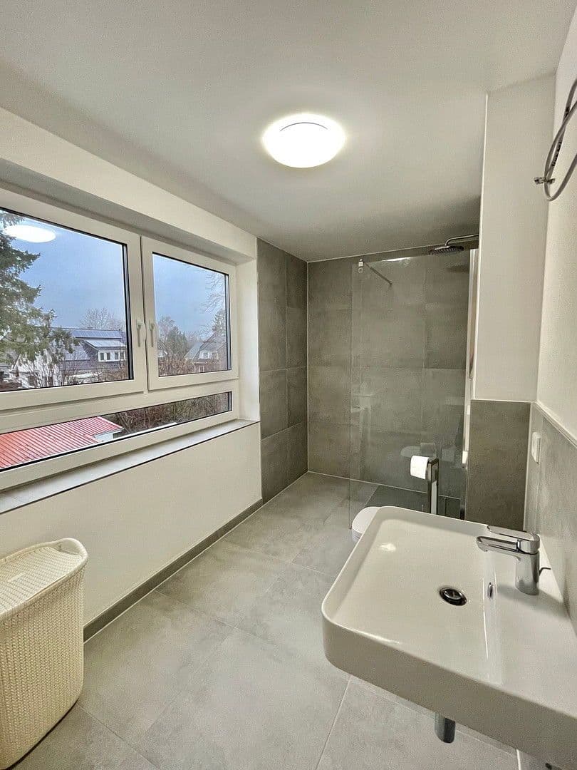 Prenájom bytu 5-izbový 132 m², Am Wiesengrunde 1a, Norderstedt, Šlezvicko-Holštajnsko Prenájom bytu 5-izbový 132 m², Am Wiesengrunde 1a, Norderstedt, Šlezvicko-Holštajnsko