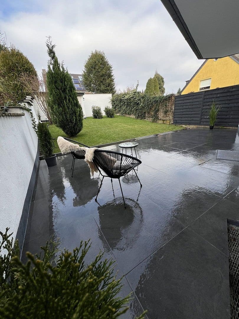 Predaj bytu 4-izbový 102 m², Brühl, Severné Porýnie - Westfálsko Predaj bytu 4-izbový 102 m², Brühl, Severné Porýnie - Westfálsko