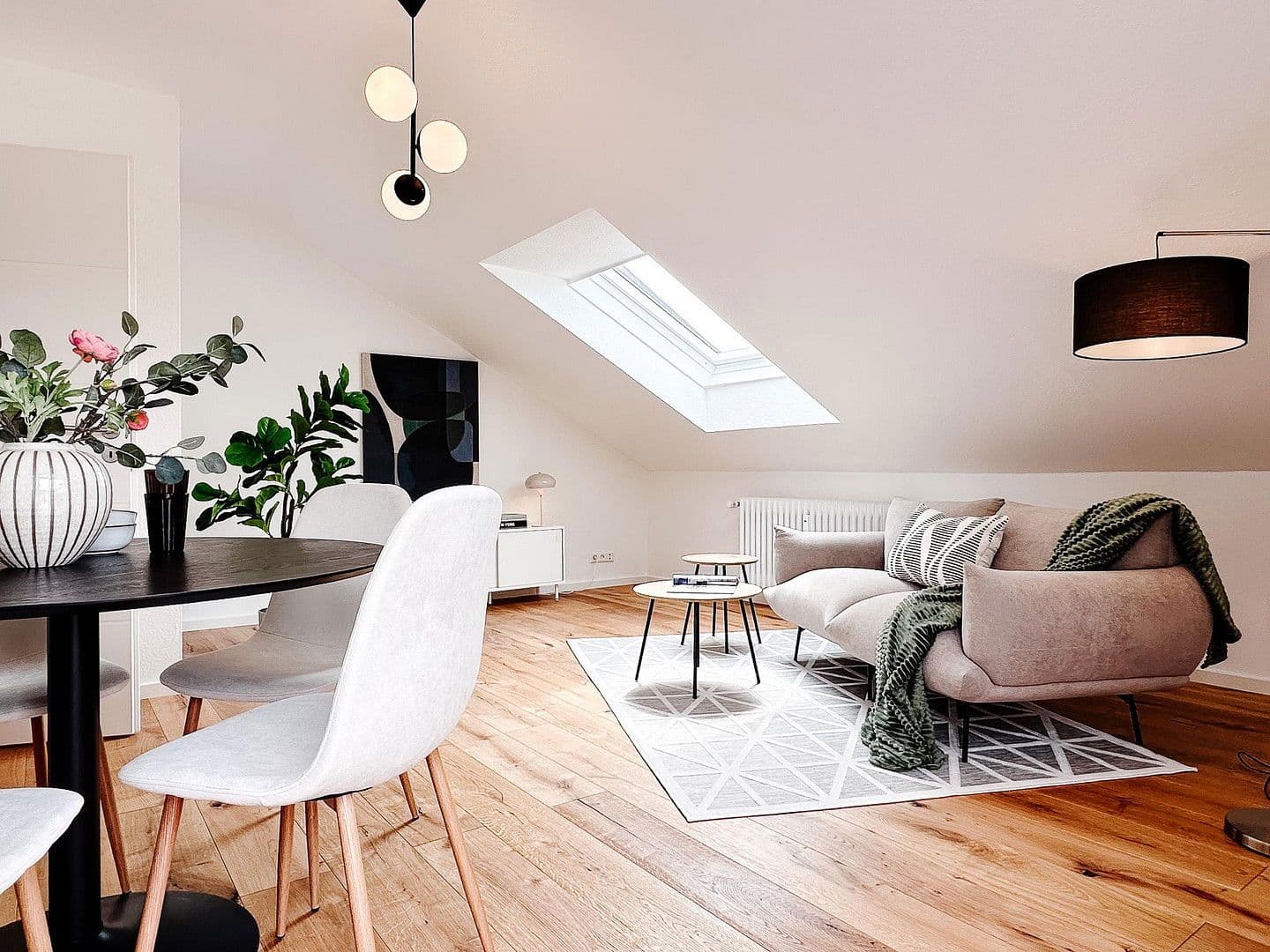 Predaj bytu 3-izbový 81 m², Leonberg, Bádensko-Wurttembersko Predaj bytu 3-izbový 81 m², Leonberg, Bádensko-Wurttembersko