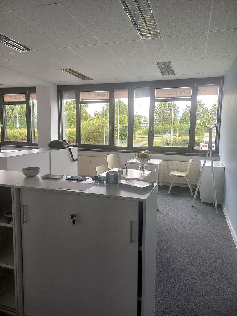 Prenájom kancelárie 300 m², Walter-Köhn-Str. 2d, Leipzig, Sasko Prenájom kancelárie 300 m², Walter-Köhn-Str. 2d, Leipzig, Sasko