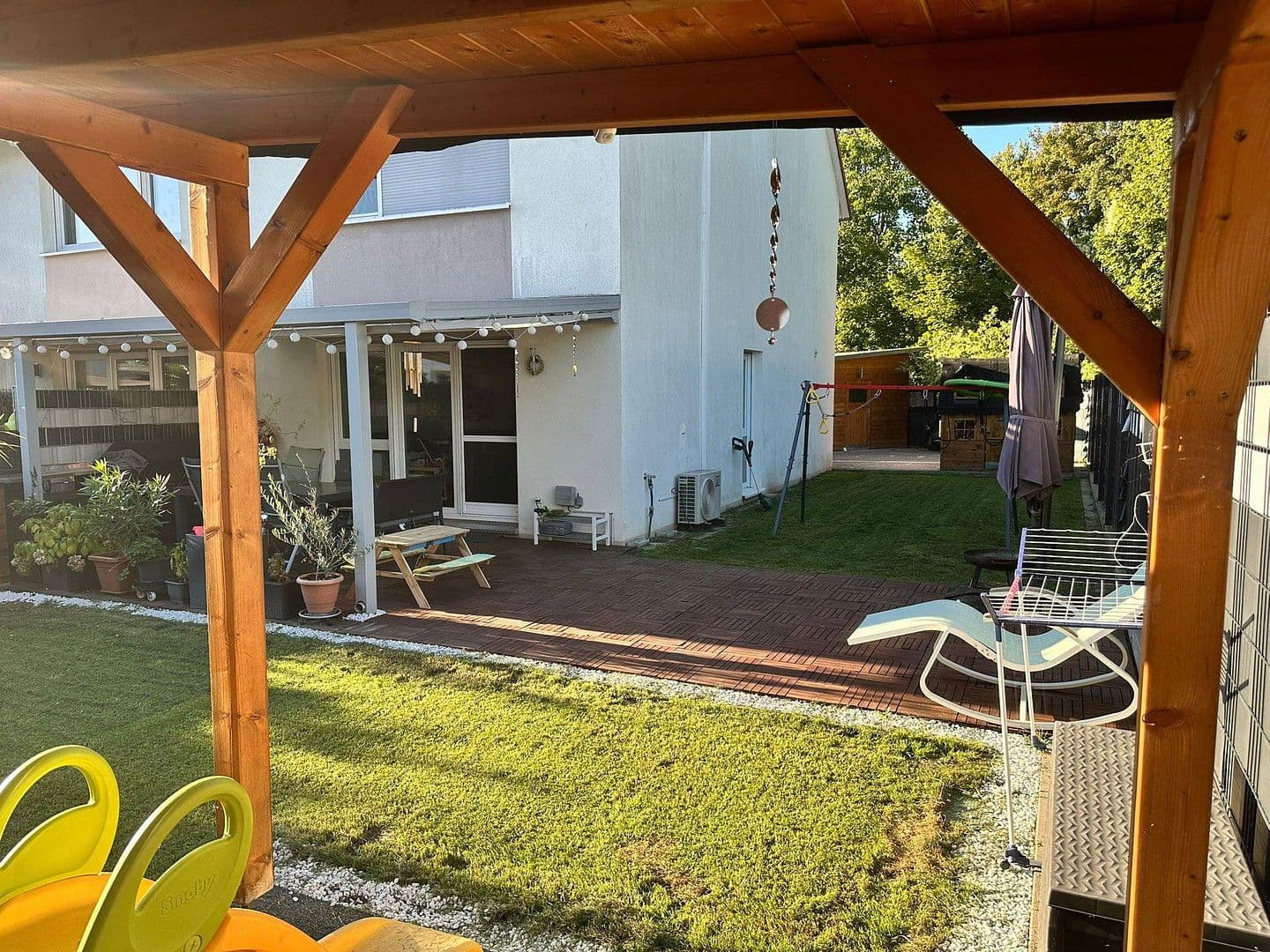Predaj domu 124 m², pozemek 340 m², Dudenhofen, Porýnie-Falcko Predaj domu 124 m², pozemek 340 m², Dudenhofen, Porýnie-Falcko