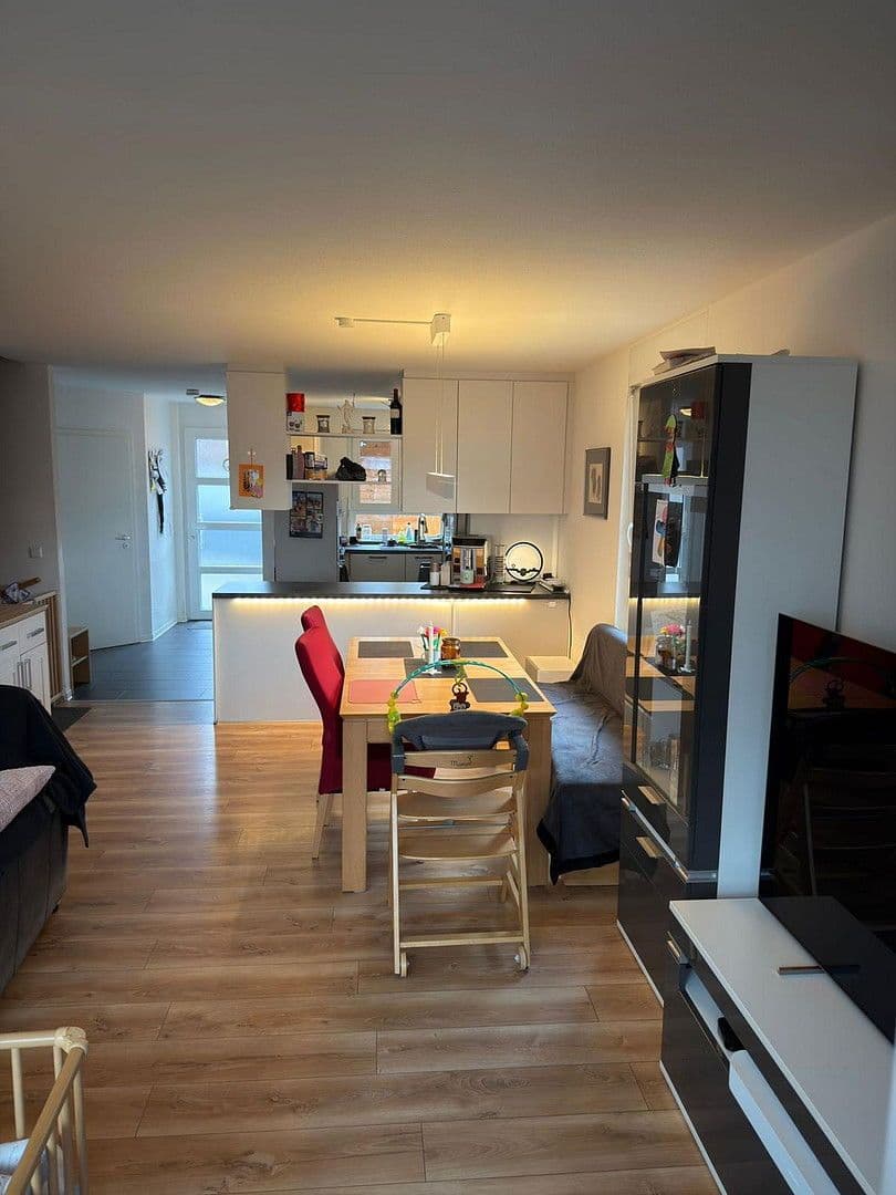 Predaj domu 124 m², pozemek 340 m², Dudenhofen, Porýnie-Falcko Predaj domu 124 m², pozemek 340 m², Dudenhofen, Porýnie-Falcko