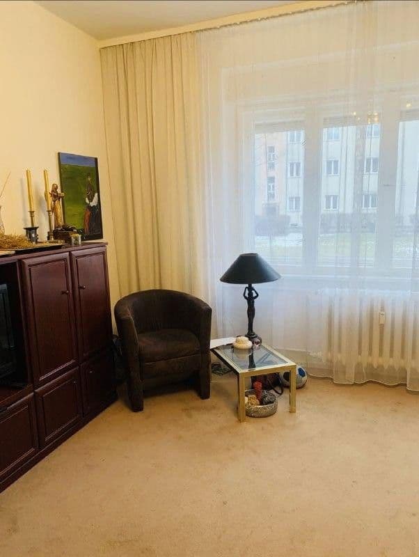 Predaj bytu 5-izbový 110 m², Berlin, Berlín Predaj bytu 5-izbový 110 m², Berlin, Berlín