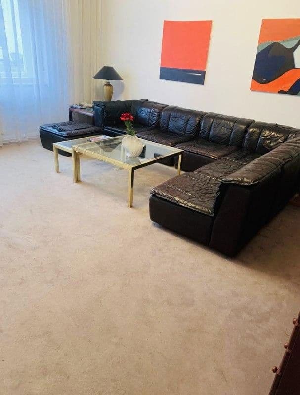 Predaj bytu 5-izbový 110 m², Berlin, Berlín Predaj bytu 5-izbový 110 m², Berlin, Berlín