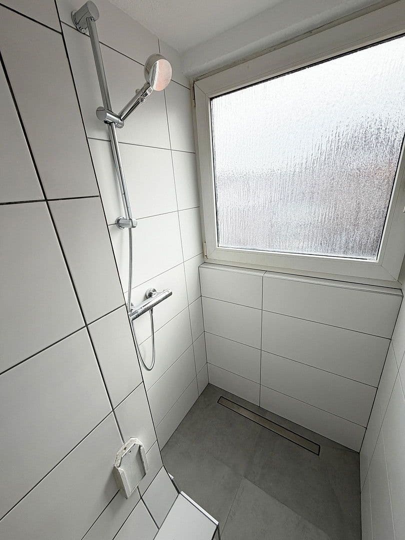 Prenájom bytu 4-izbový 68 m², Stuttgart, Bádensko-Wurttembersko Prenájom bytu 4-izbový 68 m², Stuttgart, Bádensko-Wurttembersko