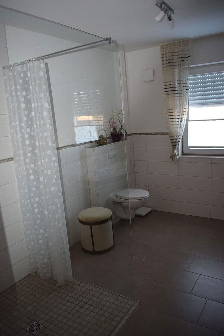 Prenájom bytu 2-izbový 83 m², Alte Ziegelei 10, Igersheim, Bádensko-Wurttembersko Prenájom bytu 2-izbový 83 m², Alte Ziegelei 10, Igersheim, Bádensko-Wurttembersko