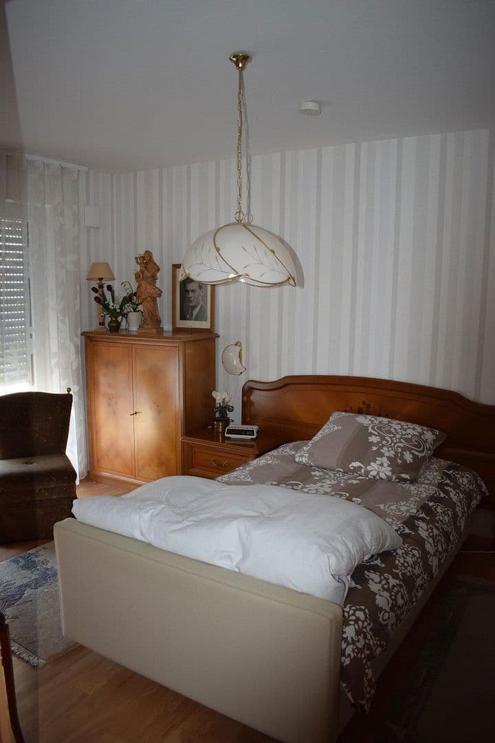 Prenájom bytu 2-izbový 83 m², Alte Ziegelei 10, Igersheim, Bádensko-Wurttembersko Prenájom bytu 2-izbový 83 m², Alte Ziegelei 10, Igersheim, Bádensko-Wurttembersko