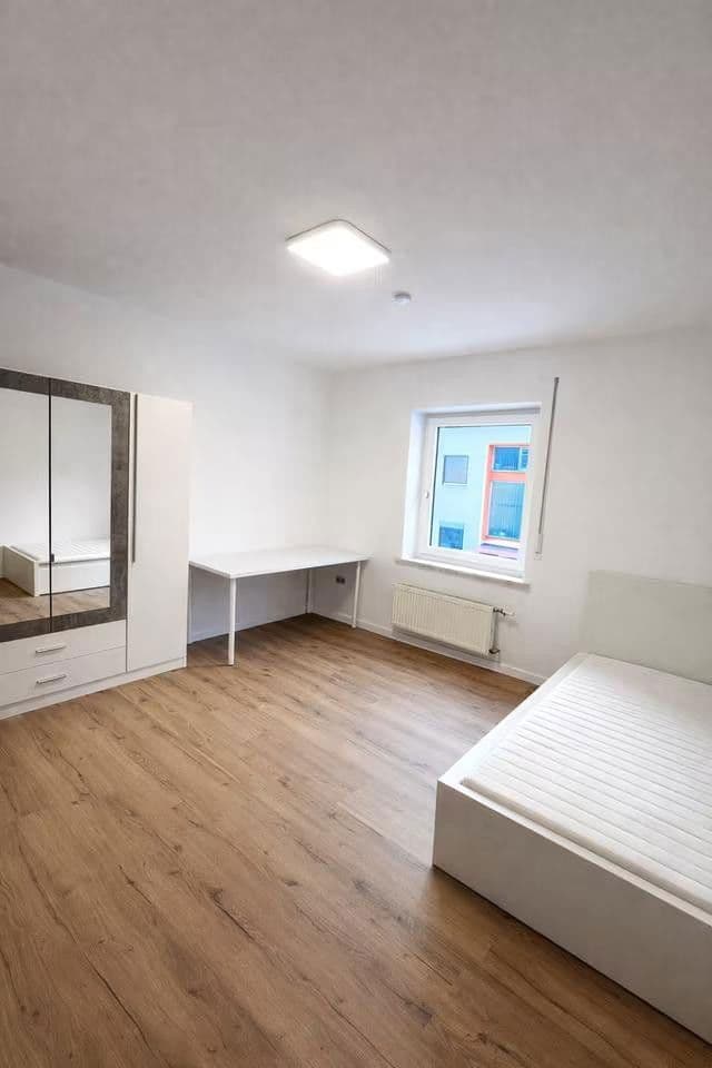 Prenájom bytu 5-izbový 20 m², Brunnenstraße, Augsburg, Bavorsko Prenájom bytu 5-izbový 20 m², Brunnenstraße, Augsburg, Bavorsko