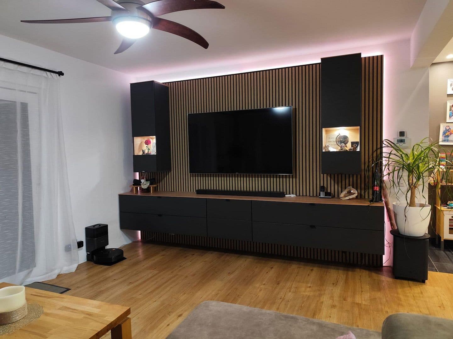 Predaj domu 163 m², pozemek 638 m², Meckesheim, Bádensko-Wurttembersko Predaj domu 163 m², pozemek 638 m², Meckesheim, Bádensko-Wurttembersko