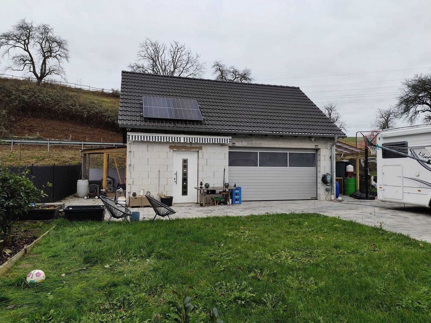 Predaj domu 163 m², pozemek 638 m², Meckesheim, Bádensko-Wurttembersko Predaj domu 163 m², pozemek 638 m², Meckesheim, Bádensko-Wurttembersko