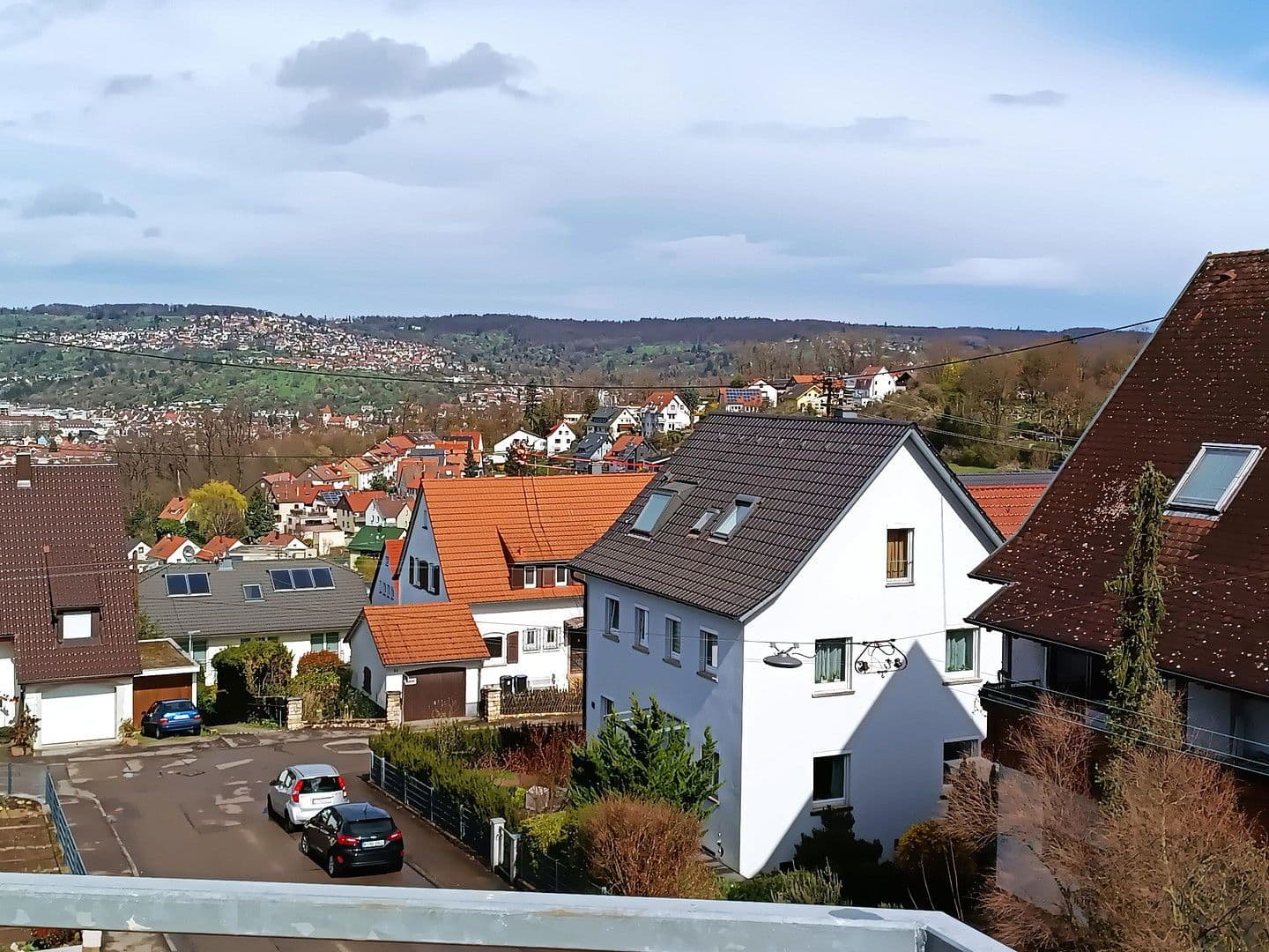 Prenájom bytu 2-izbový 55 m², Esslingen am Neckar, Bádensko-Wurttembersko Prenájom bytu 2-izbový 55 m², Esslingen am Neckar, Bádensko-Wurttembersko
