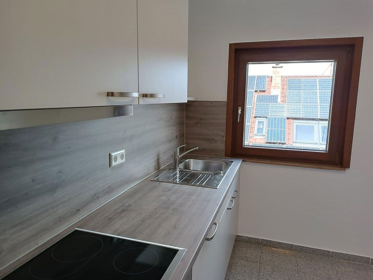 Prenájom bytu 2-izbový 55 m², Esslingen am Neckar, Bádensko-Wurttembersko Prenájom bytu 2-izbový 55 m², Esslingen am Neckar, Bádensko-Wurttembersko