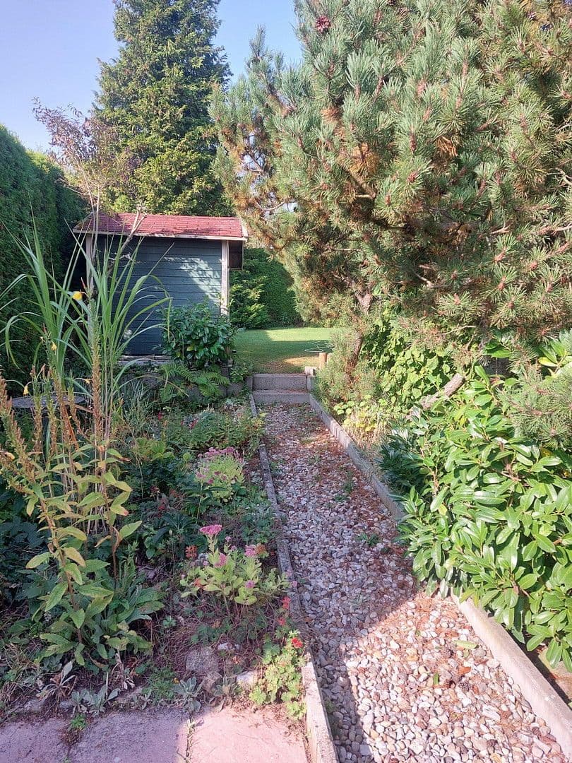 Predaj domu 245 m², pozemek 619 m², Cadolzburg, Bavorsko Predaj domu 245 m², pozemek 619 m², Cadolzburg, Bavorsko