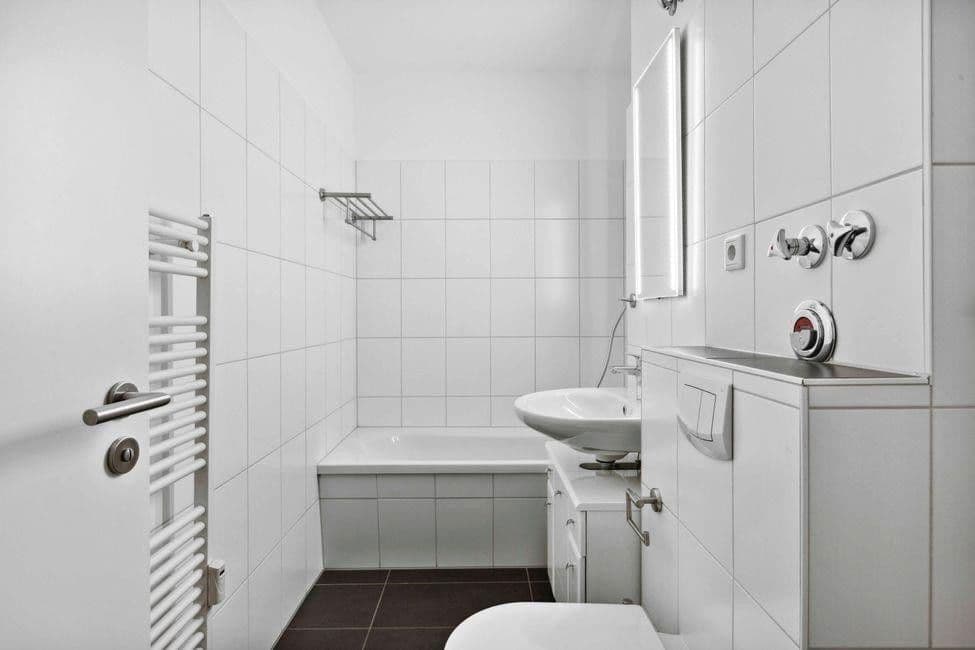 Prenájom bytu 3-izbový 86 m², Dolmanstraße 56, Bergisch Gladbach, Severné Porýnie - Westfálsko Prenájom bytu 3-izbový 86 m², Dolmanstraße 56, Bergisch Gladbach, Severné Porýnie - Westfálsko