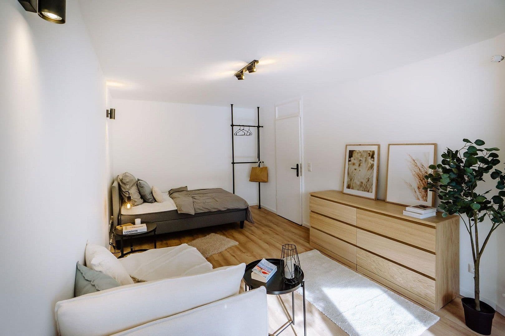 Predaj bytu 1-izbový 29 m², München, Bavorsko Predaj bytu 1-izbový 29 m², München, Bavorsko