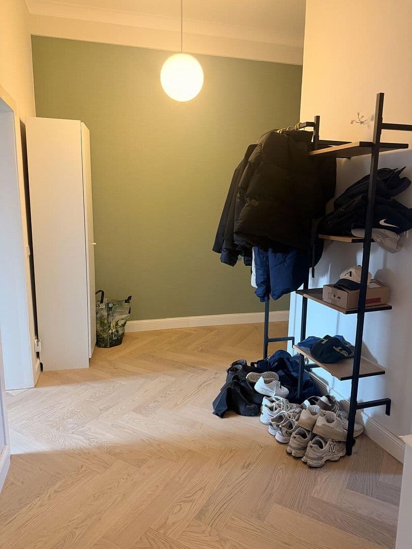 Prenájom bytu 2-izbový 66 m², Roßststraße 87, Düsseldorf, Severné Porýnie - Westfálsko Prenájom bytu 2-izbový 66 m², Roßststraße 87, Düsseldorf, Severné Porýnie - Westfálsko