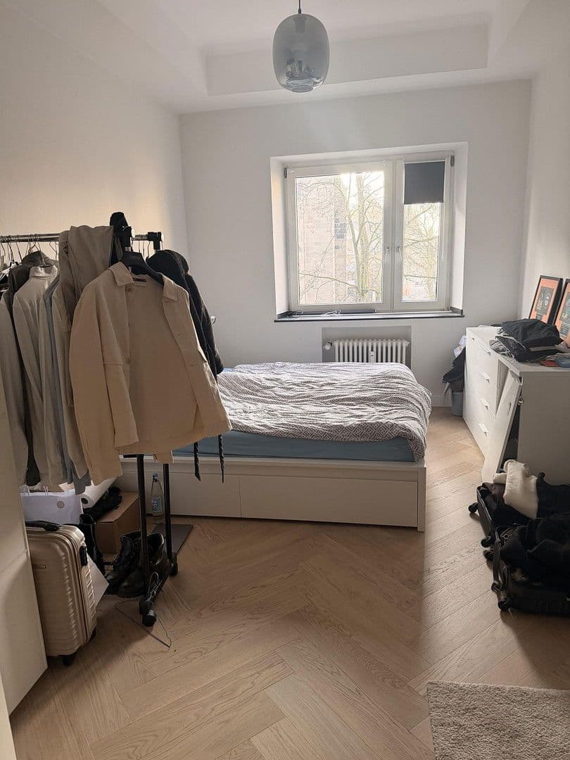 Prenájom bytu 2-izbový 66 m², Roßststraße 87, Düsseldorf, Severné Porýnie - Westfálsko Prenájom bytu 2-izbový 66 m², Roßststraße 87, Düsseldorf, Severné Porýnie - Westfálsko