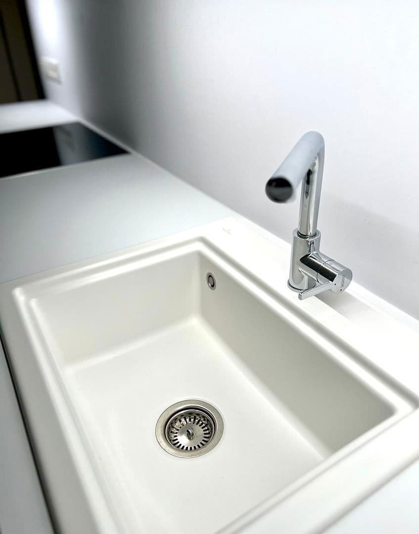 Prenájom bytu 2-izbový 66 m², Roßststraße 87, Düsseldorf, Severné Porýnie - Westfálsko Prenájom bytu 2-izbový 66 m², Roßststraße 87, Düsseldorf, Severné Porýnie - Westfálsko