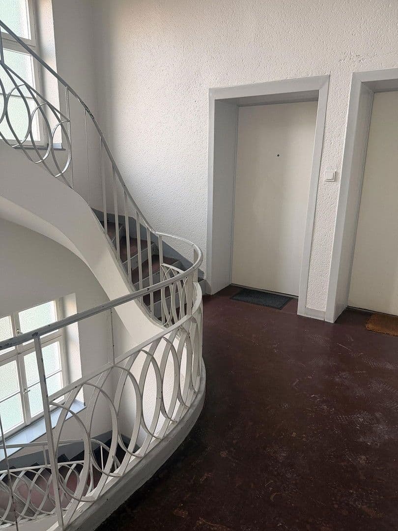 Prenájom bytu 2-izbový 66 m², Roßststraße 87, Düsseldorf, Severné Porýnie - Westfálsko Prenájom bytu 2-izbový 66 m², Roßststraße 87, Düsseldorf, Severné Porýnie - Westfálsko