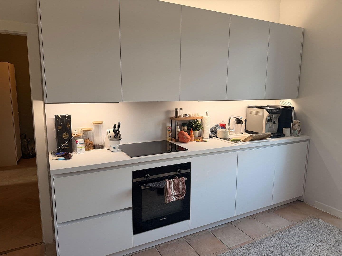 Prenájom bytu 2-izbový 66 m², Roßststraße 87, Düsseldorf, Severné Porýnie - Westfálsko Prenájom bytu 2-izbový 66 m², Roßststraße 87, Düsseldorf, Severné Porýnie - Westfálsko
