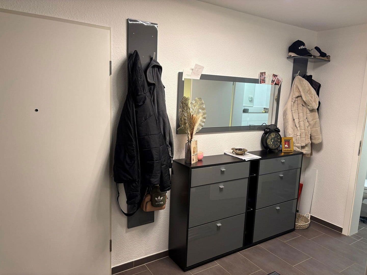 Prenájom bytu 3-izbový 84 m², Rietheim-Weilheim, Bádensko-Wurttembersko Prenájom bytu 3-izbový 84 m², Rietheim-Weilheim, Bádensko-Wurttembersko