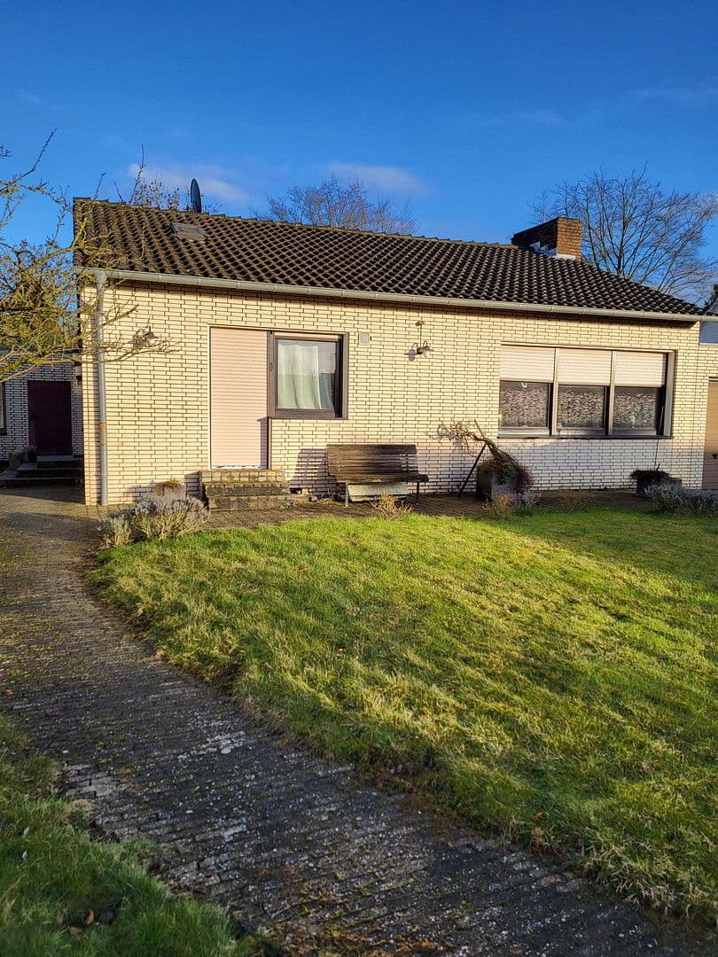 Predaj domu 90 m², pozemek 900 m², Geldern, Severné Porýnie - Westfálsko Predaj domu 90 m², pozemek 900 m², Geldern, Severné Porýnie - Westfálsko