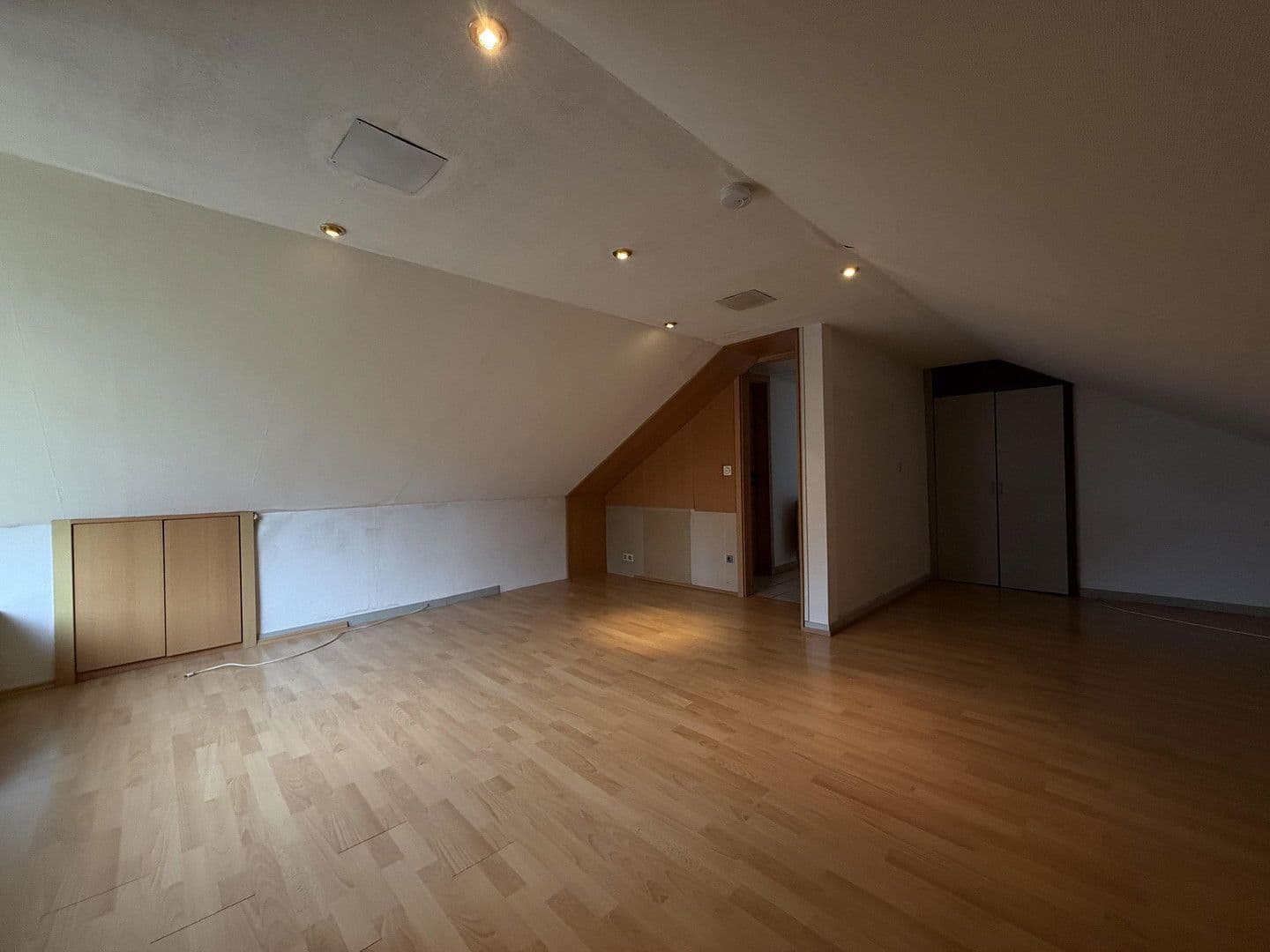 Predaj domu 187 m², pozemek 767 m², Osnabrück, Dolné Sasko Predaj domu 187 m², pozemek 767 m², Osnabrück, Dolné Sasko