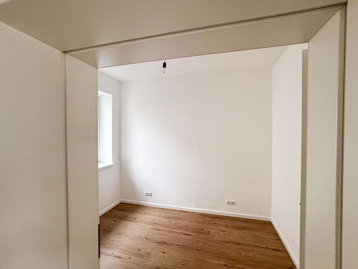 Prenájom kancelárie 51 m², Groß-Gerau, Hesensko Prenájom kancelárie 51 m², Groß-Gerau, Hesensko