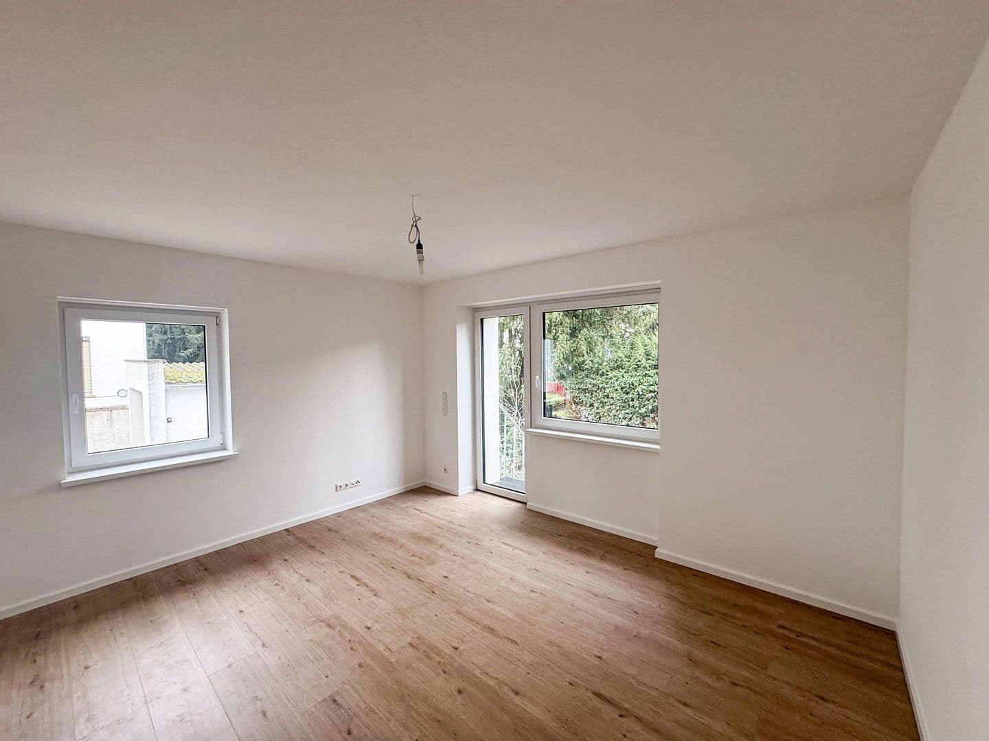 Prenájom kancelárie 51 m², Groß-Gerau, Hesensko Prenájom kancelárie 51 m², Groß-Gerau, Hesensko