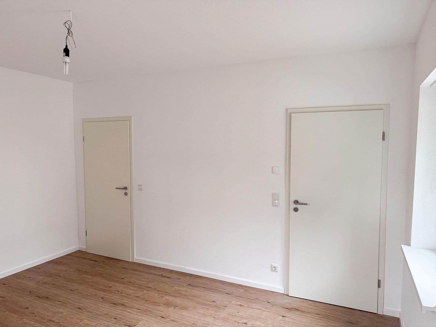 Prenájom kancelárie 51 m², Groß-Gerau, Hesensko Prenájom kancelárie 51 m², Groß-Gerau, Hesensko