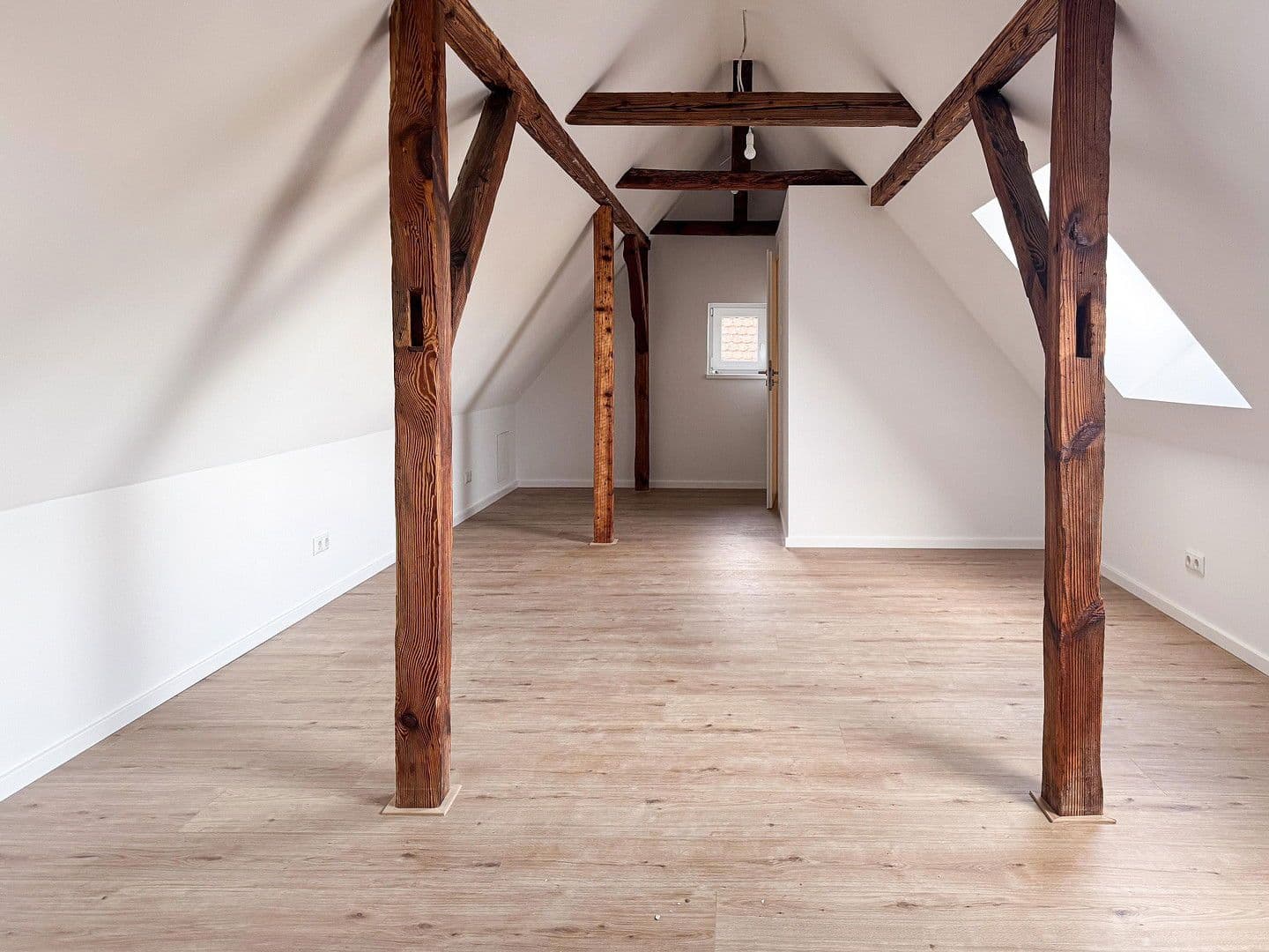 Prenájom bytu 3-izbový 115 m², Walther-Rathenau-Straße 9, Groß-Gerau, Hesensko Prenájom bytu 3-izbový 115 m², Walther-Rathenau-Straße 9, Groß-Gerau, Hesensko