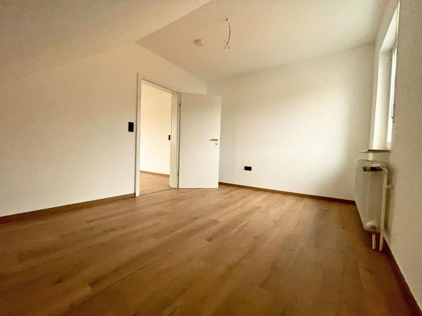 Prenájom bytu 2-izbový 70 m², Goldbach, Bavorsko Prenájom bytu 2-izbový 70 m², Goldbach, Bavorsko