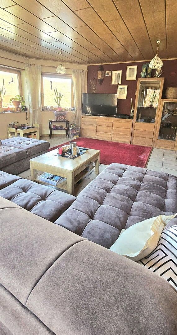 Predaj domu 300 m², pozemek 1.200 m², Breitenheim, Porýnie-Falcko Predaj domu 300 m², pozemek 1.200 m², Breitenheim, Porýnie-Falcko