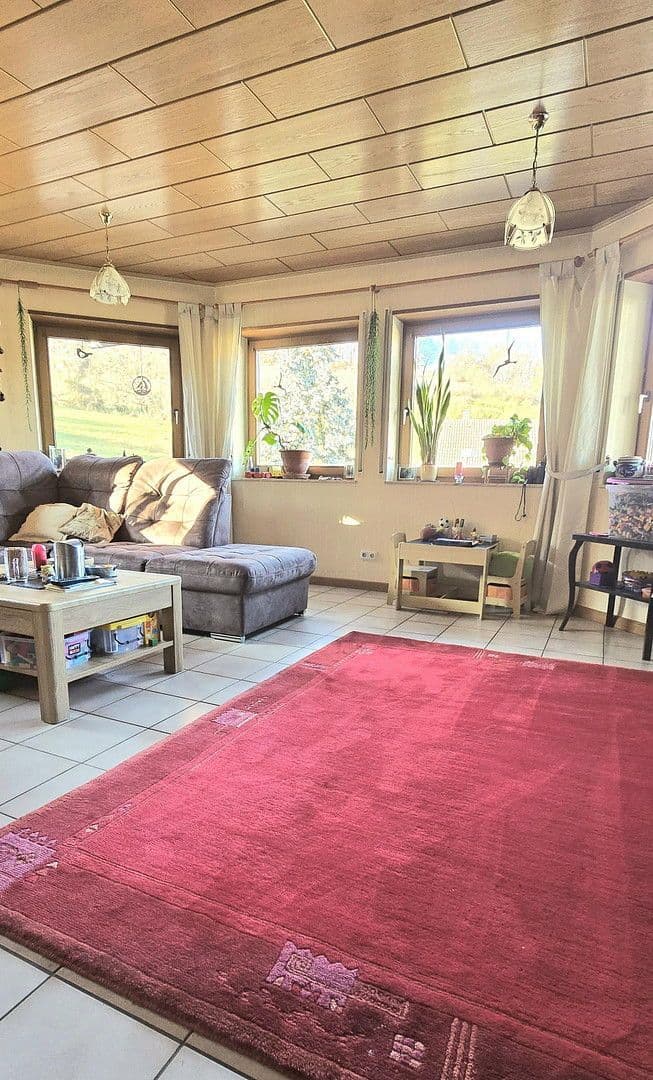 Predaj domu 300 m², pozemek 1.200 m², Breitenheim, Porýnie-Falcko Predaj domu 300 m², pozemek 1.200 m², Breitenheim, Porýnie-Falcko