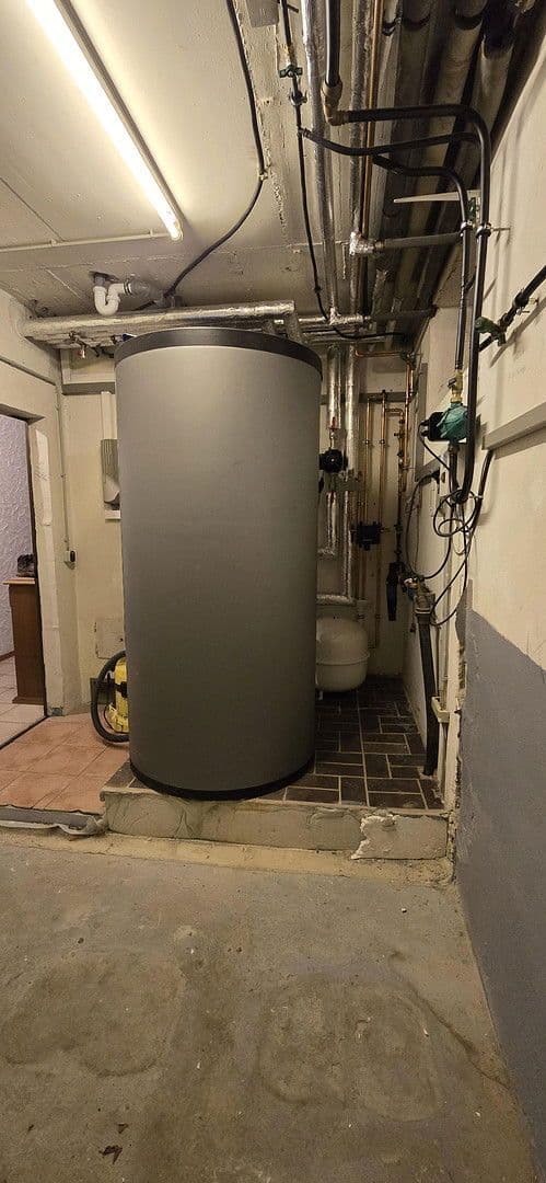 Predaj domu 300 m², pozemek 1.200 m², Breitenheim, Porýnie-Falcko Predaj domu 300 m², pozemek 1.200 m², Breitenheim, Porýnie-Falcko