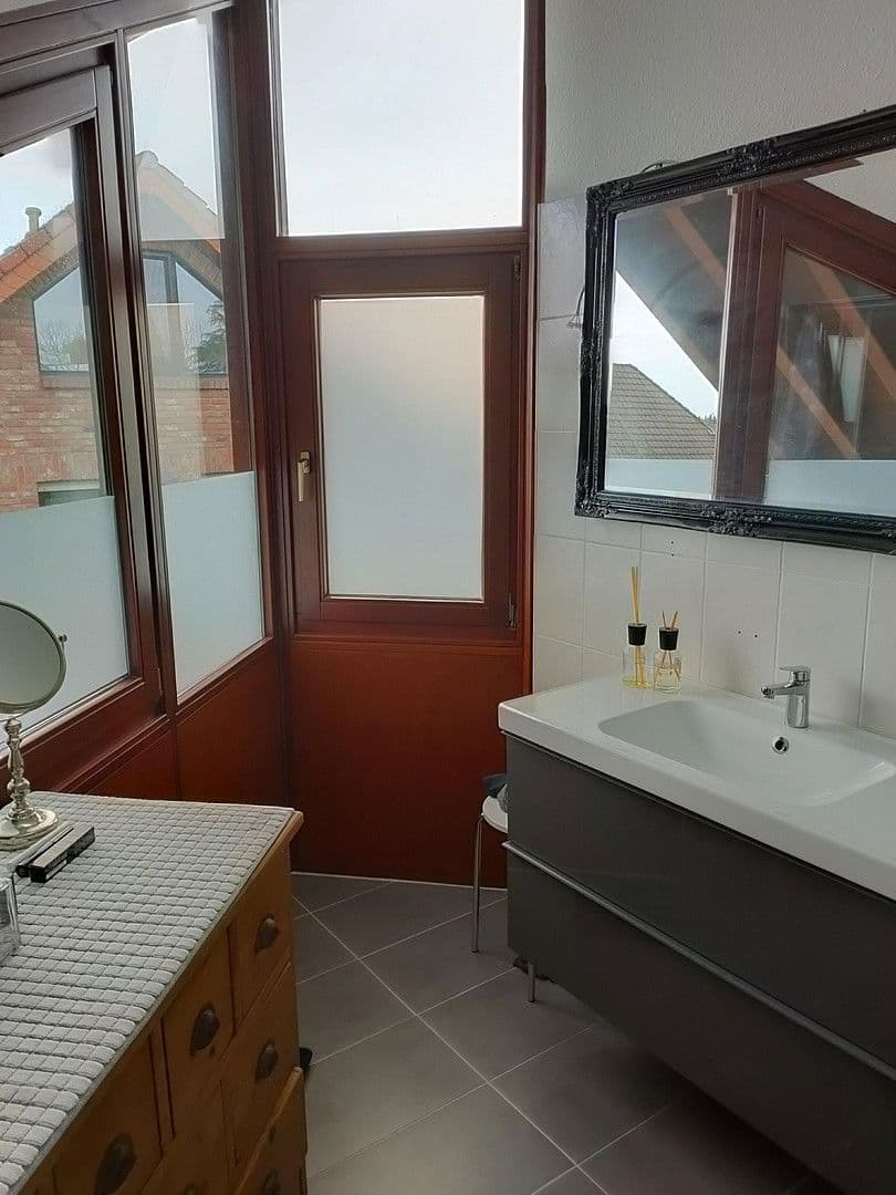 Predaj domu 227 m², pozemek 718 m², Auf dem Rott 22A, Pulheim, Severné Porýnie - Westfálsko Predaj domu 227 m², pozemek 718 m², Auf dem Rott 22A, Pulheim, Severné Porýnie - Westfálsko