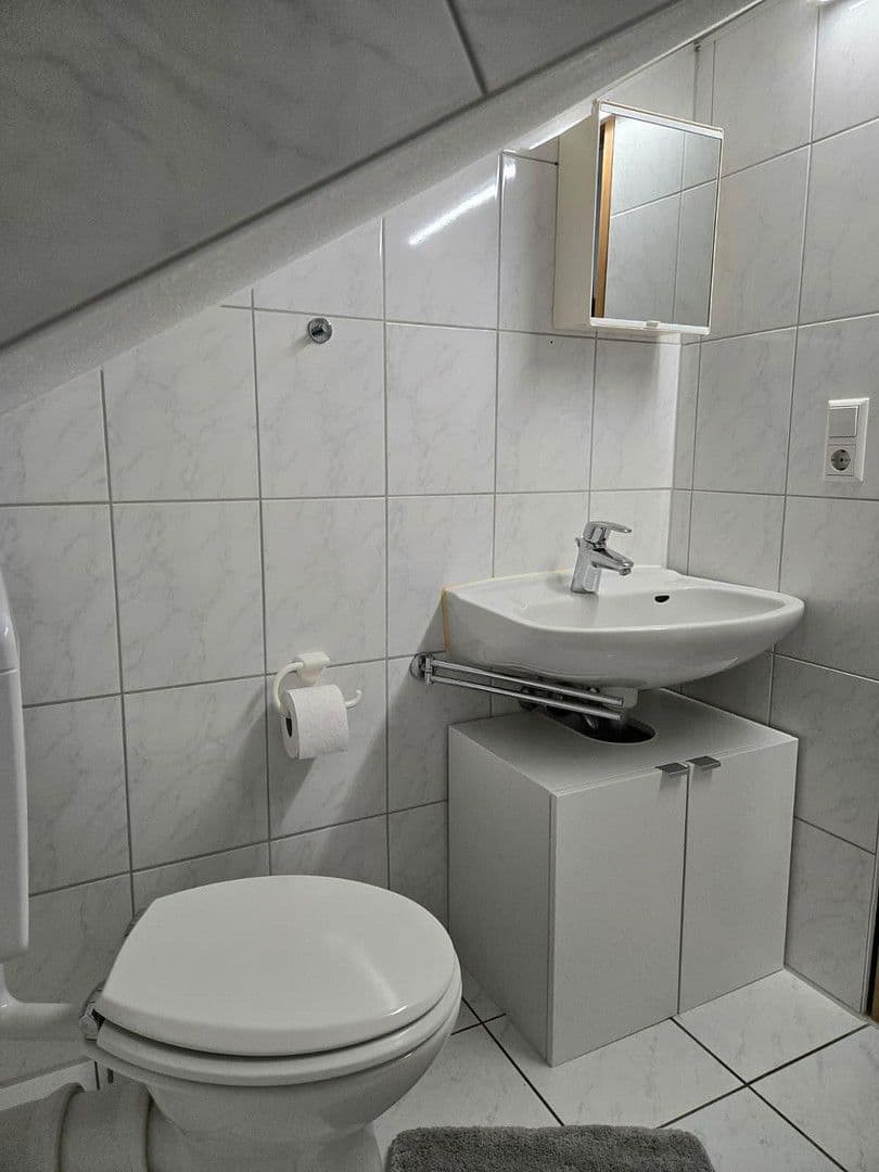 Prenájom bytu 2-izbový 40 m², Waiblingen, Bádensko-Wurttembersko Prenájom bytu 2-izbový 40 m², Waiblingen, Bádensko-Wurttembersko