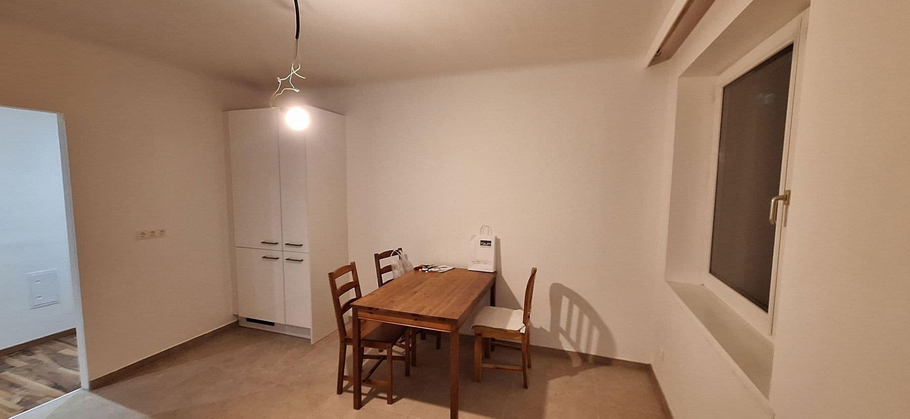 Prenájom bytu 2-izbový 73 m², Wien, Viedeň Prenájom bytu 2-izbový 73 m², Wien, Viedeň