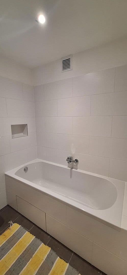 Prenájom bytu 2-izbový 73 m², Wien, Viedeň Prenájom bytu 2-izbový 73 m², Wien, Viedeň