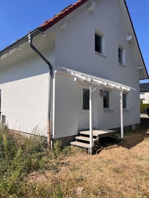 Predaj domu 110 m², pozemek 420 m², Werbener Strasse 6, Zossen, Brandenbursko Predaj domu 110 m², pozemek 420 m², Werbener Strasse 6, Zossen, Brandenbursko