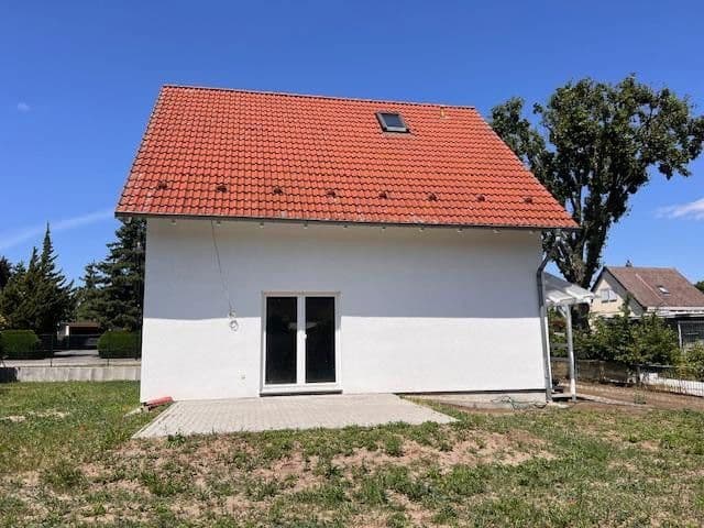 Predaj domu 110 m², pozemek 420 m², Werbener Strasse 6, Zossen, Brandenbursko Predaj domu 110 m², pozemek 420 m², Werbener Strasse 6, Zossen, Brandenbursko