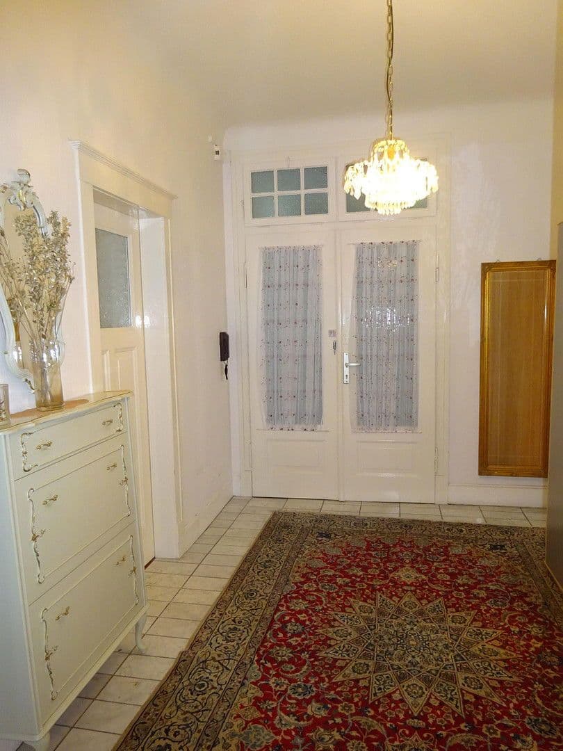 Predaj bytu 3-izbový 101 m², Hölderlinplatz, Stuttgart, Bádensko-Wurttembersko Predaj bytu 3-izbový 101 m², Hölderlinplatz, Stuttgart, Bádensko-Wurttembersko