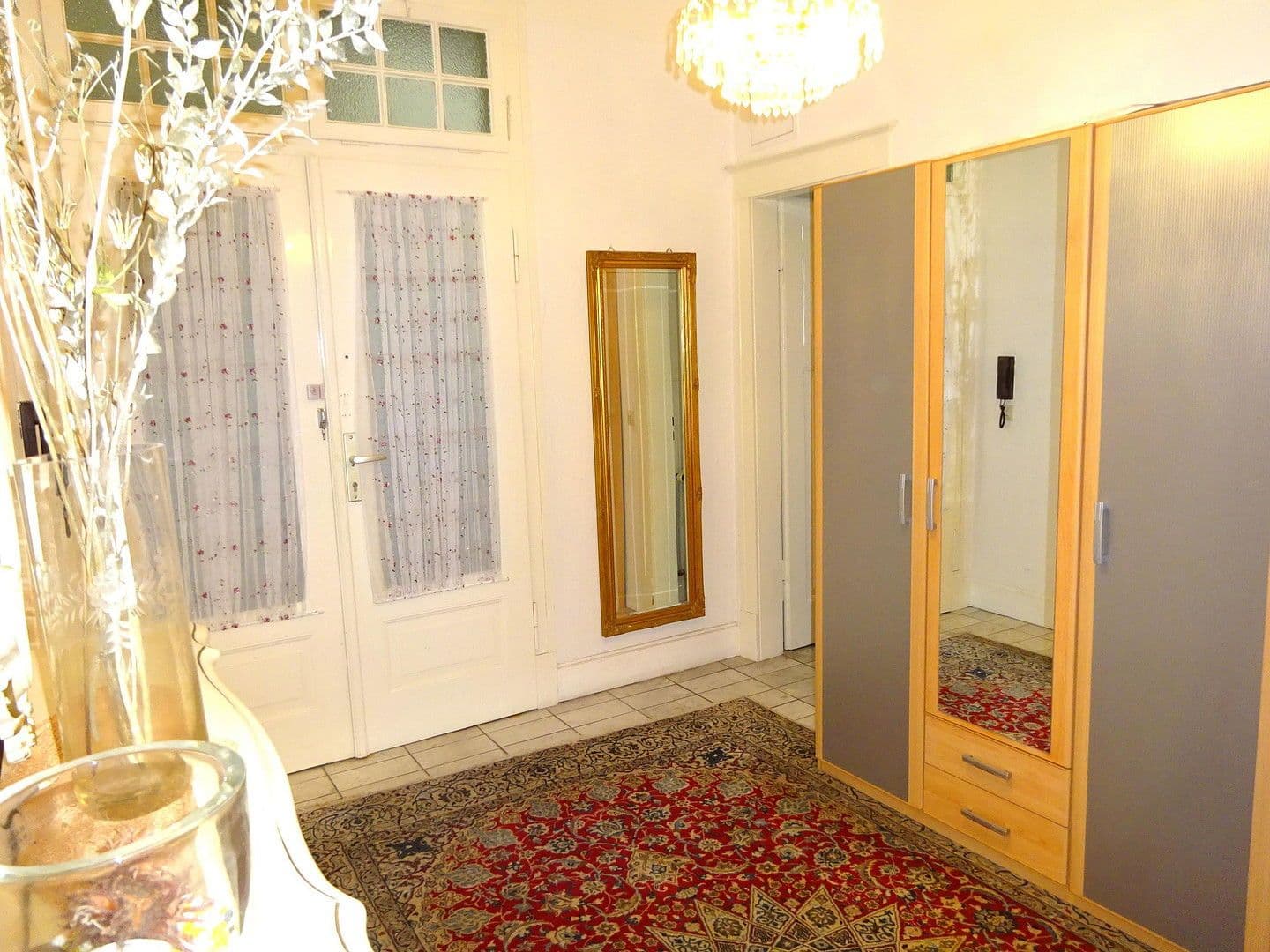 Predaj bytu 3-izbový 101 m², Hölderlinplatz, Stuttgart, Bádensko-Wurttembersko Predaj bytu 3-izbový 101 m², Hölderlinplatz, Stuttgart, Bádensko-Wurttembersko