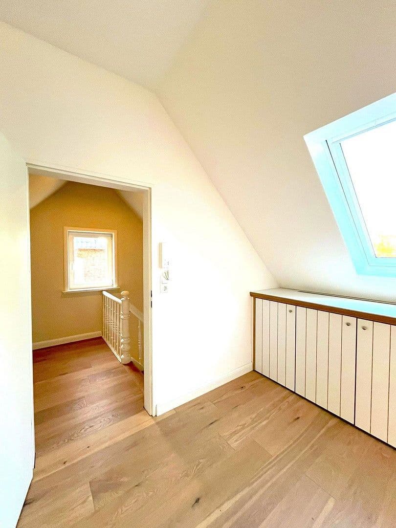 Predaj bytu 3-izbový 101 m², Schwarzenbek, Šlezvicko-Holštajnsko Predaj bytu 3-izbový 101 m², Schwarzenbek, Šlezvicko-Holštajnsko