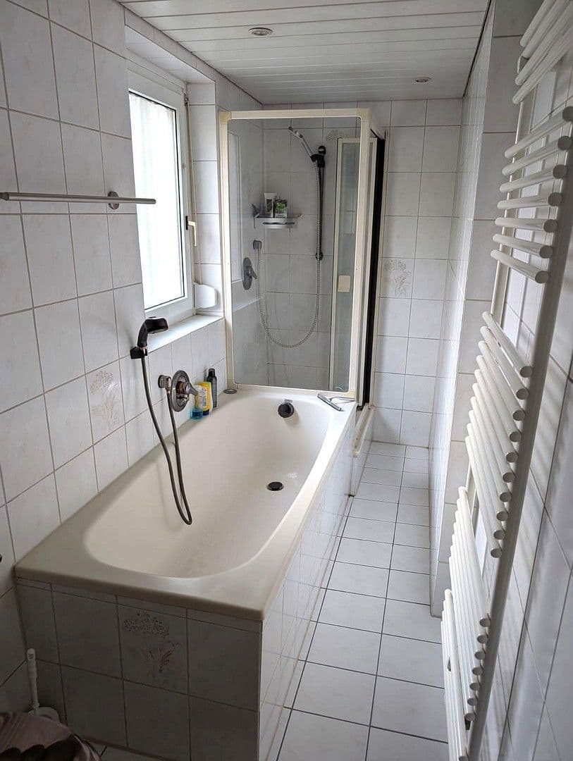 Predaj domu 183 m², pozemek 300 m², Esslingen am Neckar, Bádensko-Wurttembersko Predaj domu 183 m², pozemek 300 m², Esslingen am Neckar, Bádensko-Wurttembersko