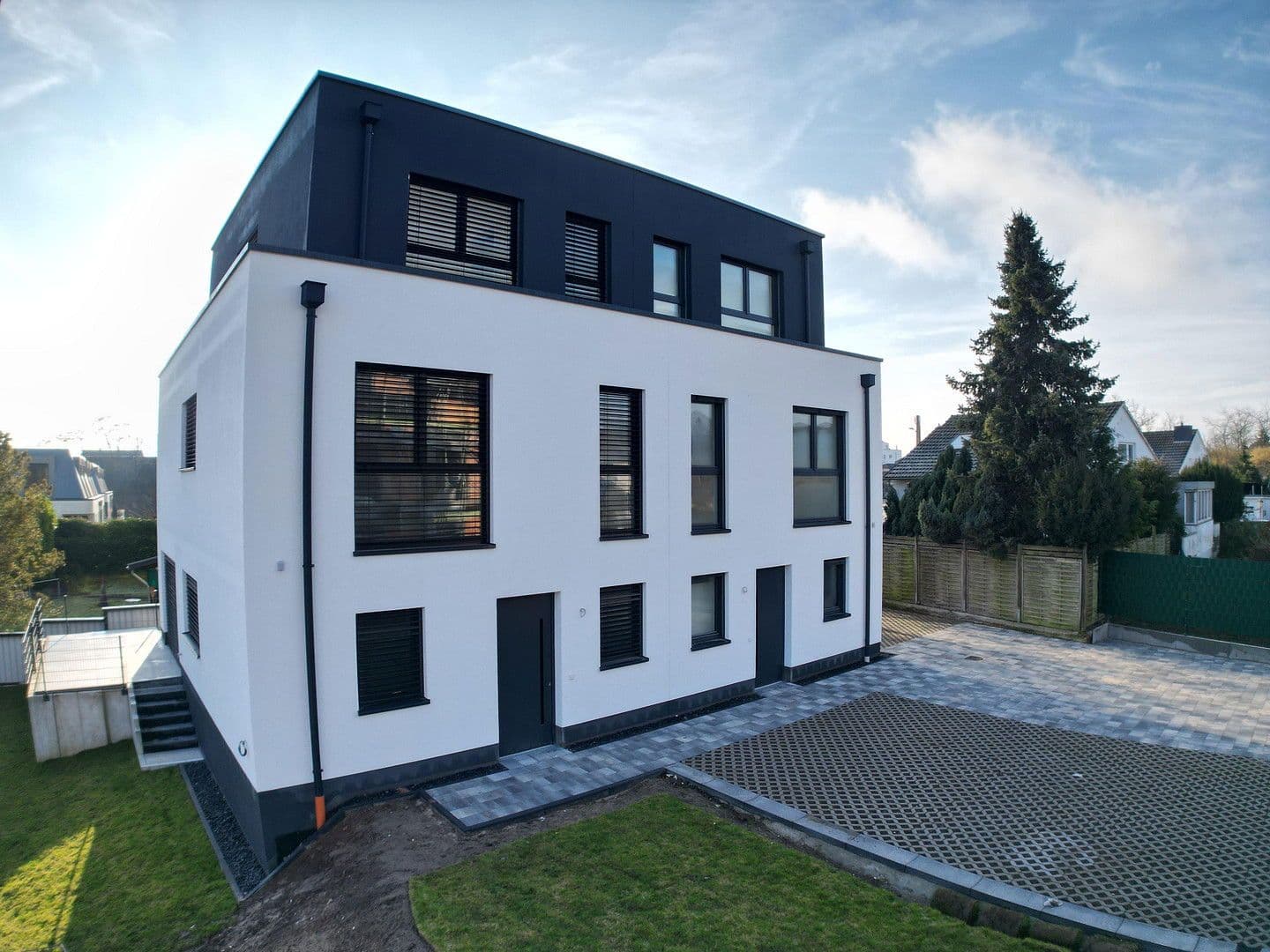 Prenájom domu 152 m², pozemek 100 m², Bornheim, Severné Porýnie - Westfálsko Prenájom domu 152 m², pozemek 100 m², Bornheim, Severné Porýnie - Westfálsko